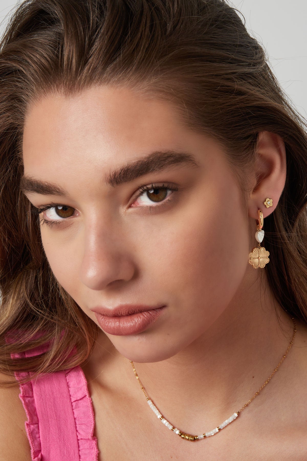 damen ohrstecker blume strass | edelstahl | goldfarbe