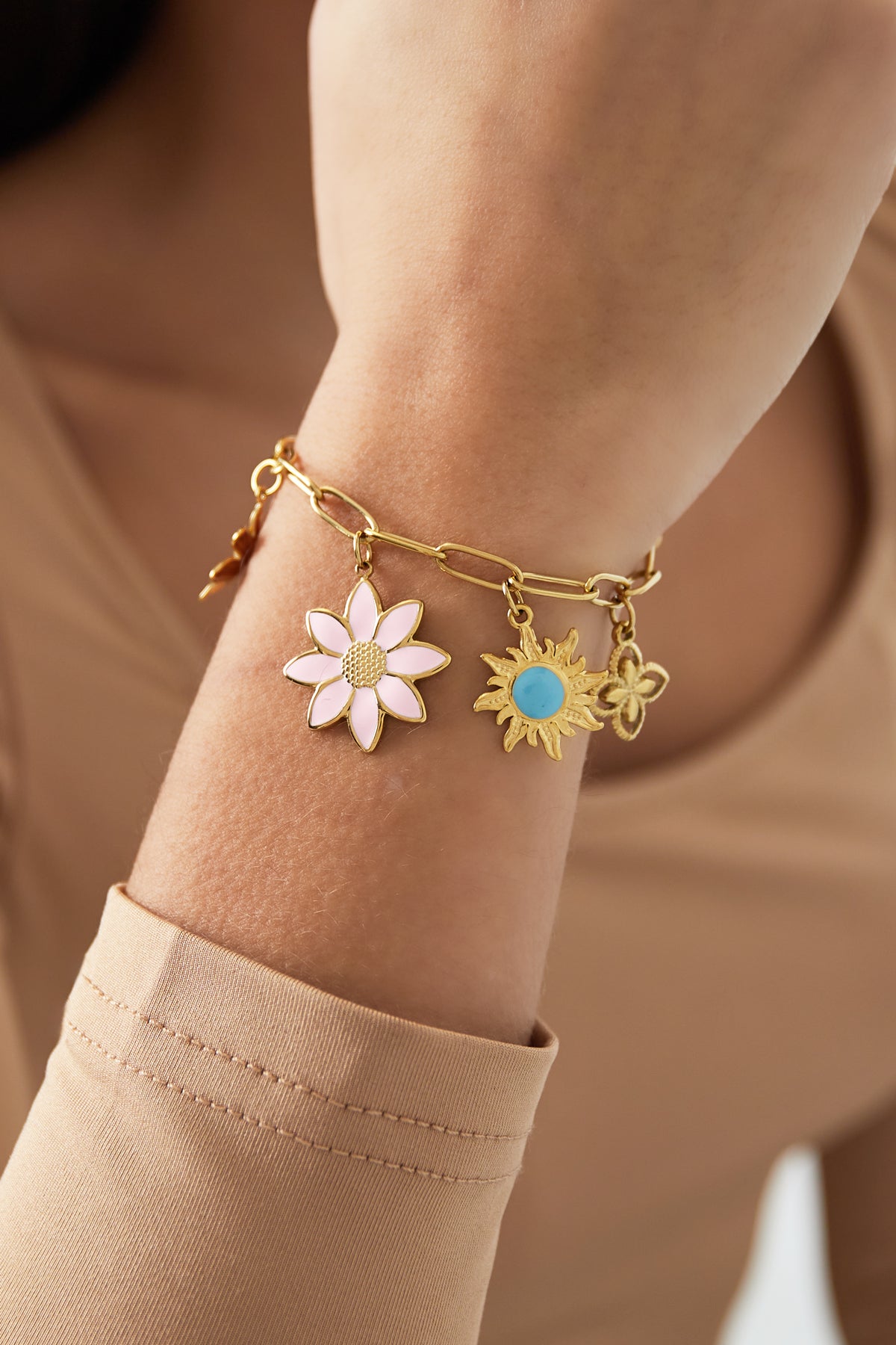 charm-armband bloom & blink - goldfarben