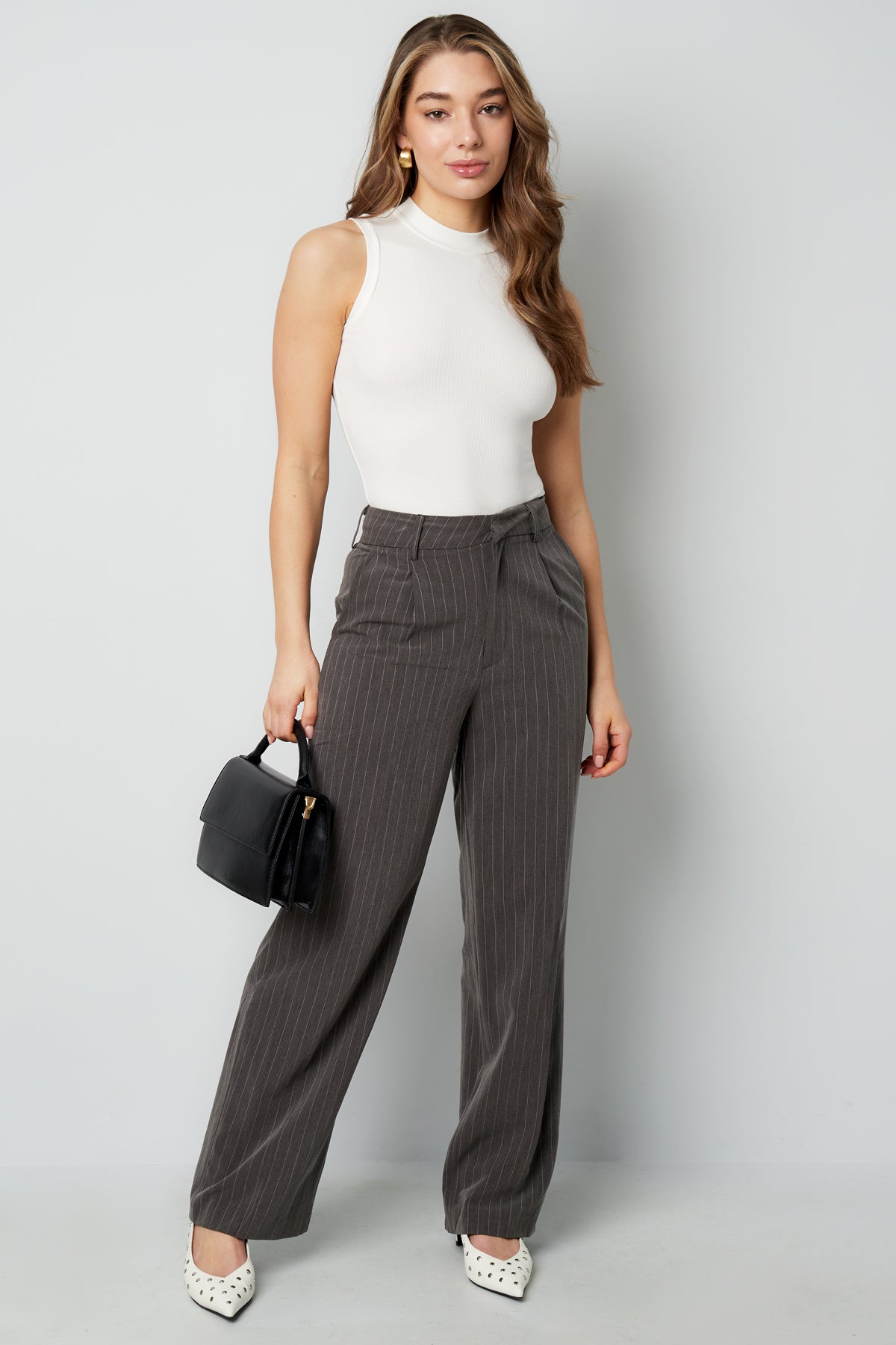 viskose damen ärmelloses bodysuit hoher kragen minimalistisches design