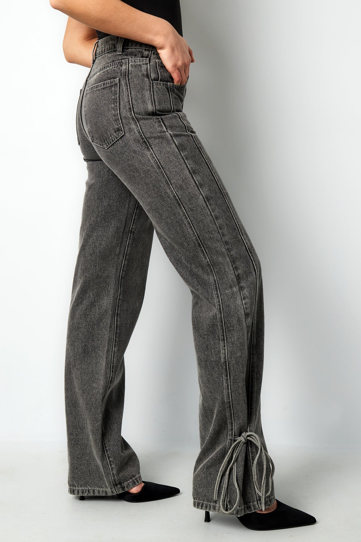 damen jeans knotendetail | baumwolle | mehrfarbig