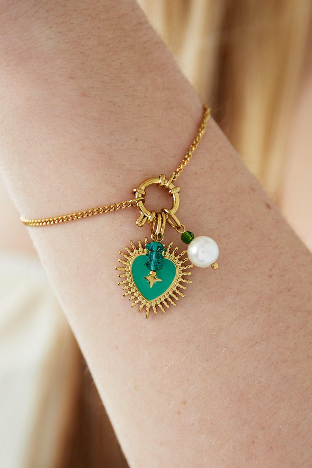 Damen Armband Herz Blume Gruen | Vergoldet | Gruenfarbe