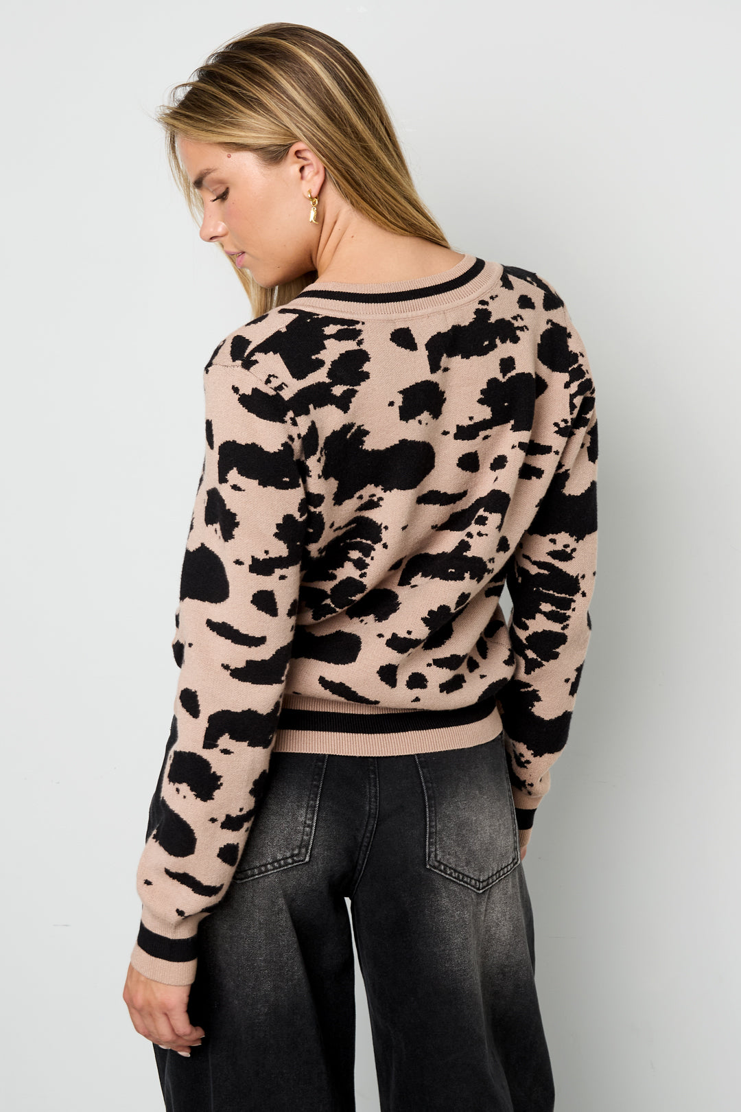damen pullover leoparden v-ausschnitt | wolle | mehrfarbig