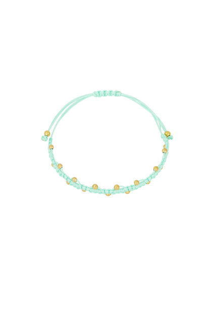 Armband mit kleinen Punkten