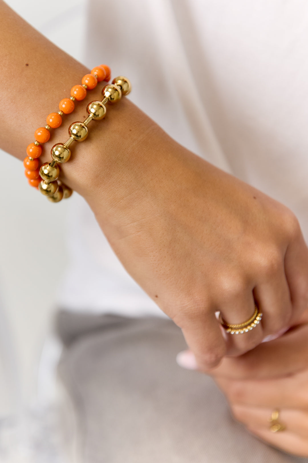 Gliederarmbänder aus Perlen