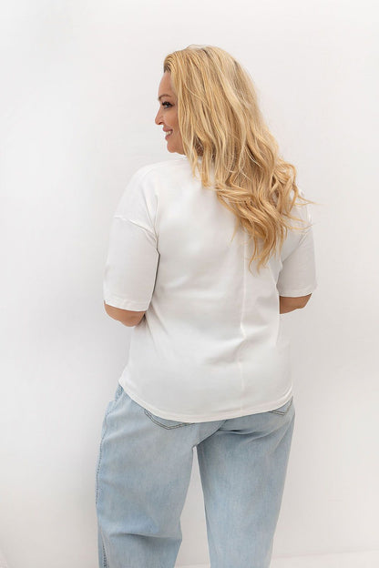  Plus-Size T-shirt model 230455 Relevance 