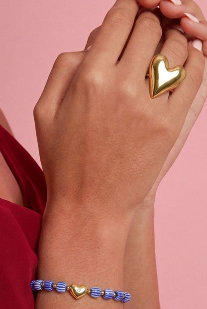 Statement-Ring mit großem Herz