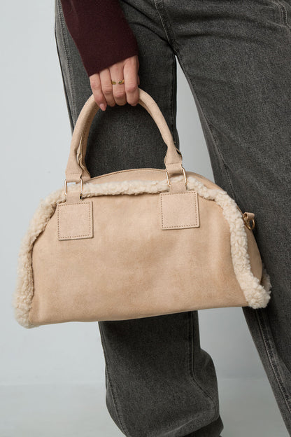 Patchwork Umhängetasche Teddy-Detail | Boho Damen