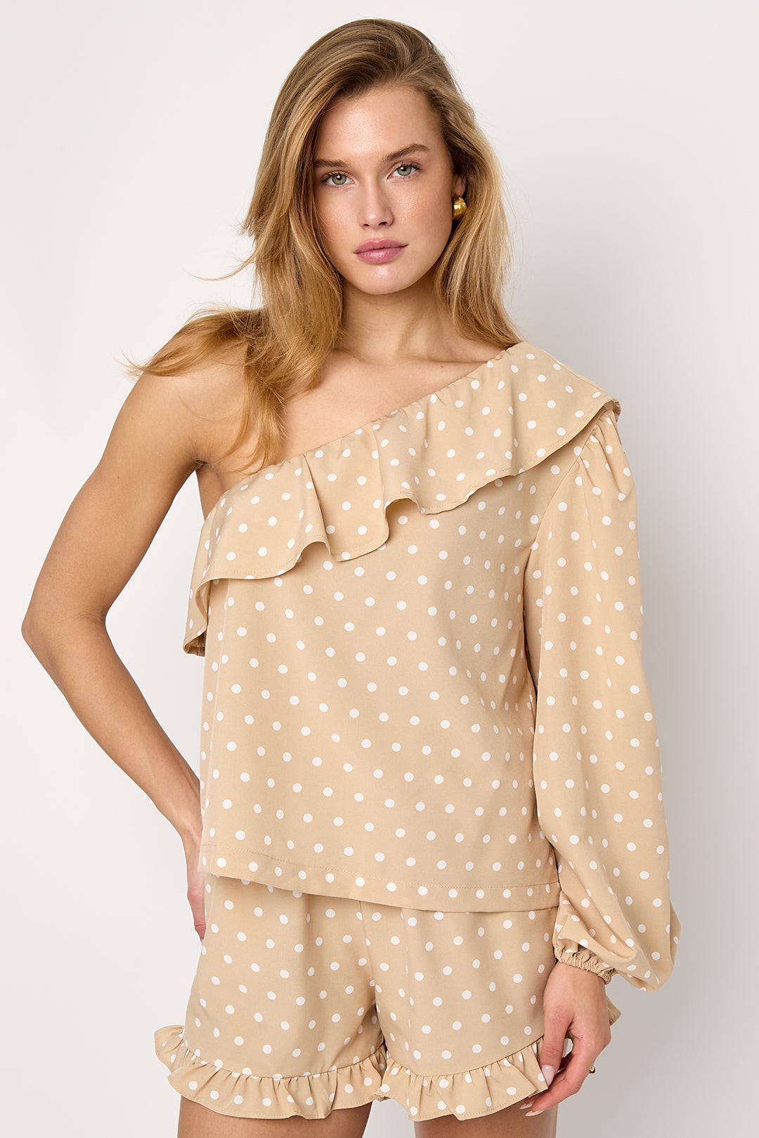 macy off-shoulder-top