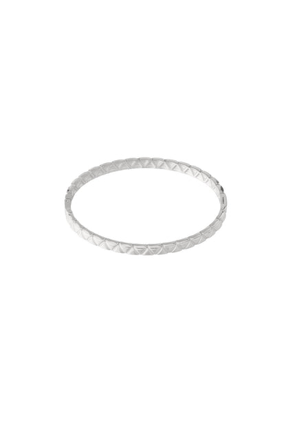 Detaillierter Armreif