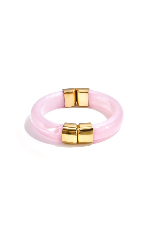 Massives Armband mit goldenen Details
