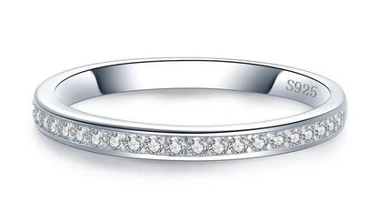 finityzoneEleganter 925 Sterling Silber Ring mit Zirkonia – Verführerische Schönheit für Frauen